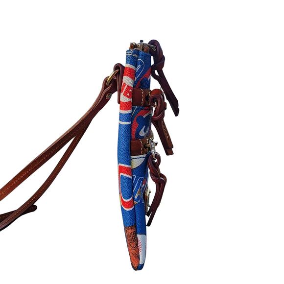 Dooney & Bourke MLB Chicago Cubs Triple Zip Crossbody Bag - Picture 3 of 11